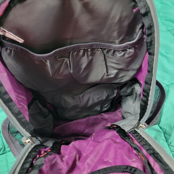 REI Sprig 12 Purple Hiking Backpack Daypack Hiking Camping Outdoors School main image 5